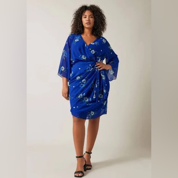City Chic Dresses & Skirts - City Chic Royal Blue Floral Dress - Size 20